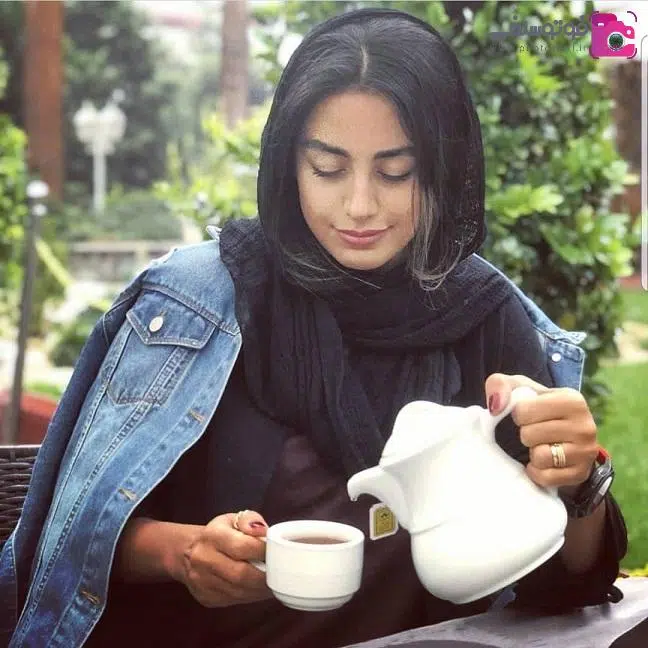 بیوگرافی نازنین کیوانی