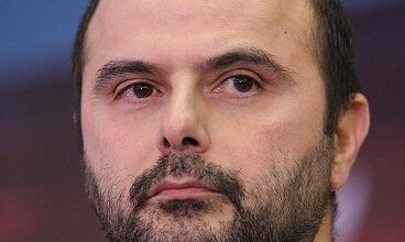 بیوگرافی علی مصفا