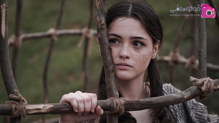 عکس دریا پینار آک هنگام ایفای نقش عکس دریا پینار آک هنگام ایفای نقش