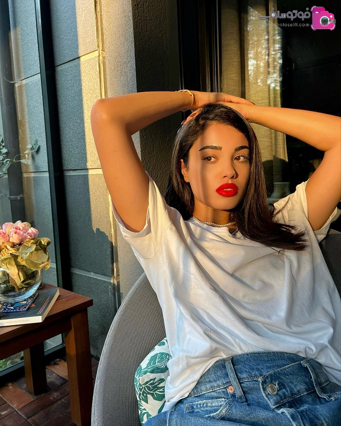 عکس لیزگه کومرت بازیگر ترک