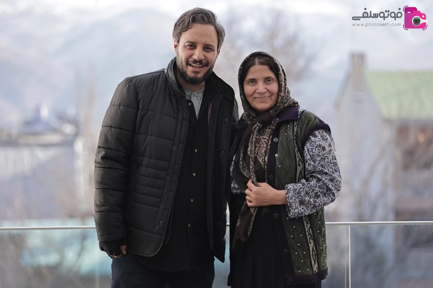 عکس کبری گودرزی در جواد عزتی
