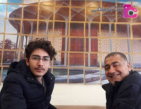 عکس خسرو احمدی بازیگر و پسرش عکس خسرو احمدی بازیگر و پسرش