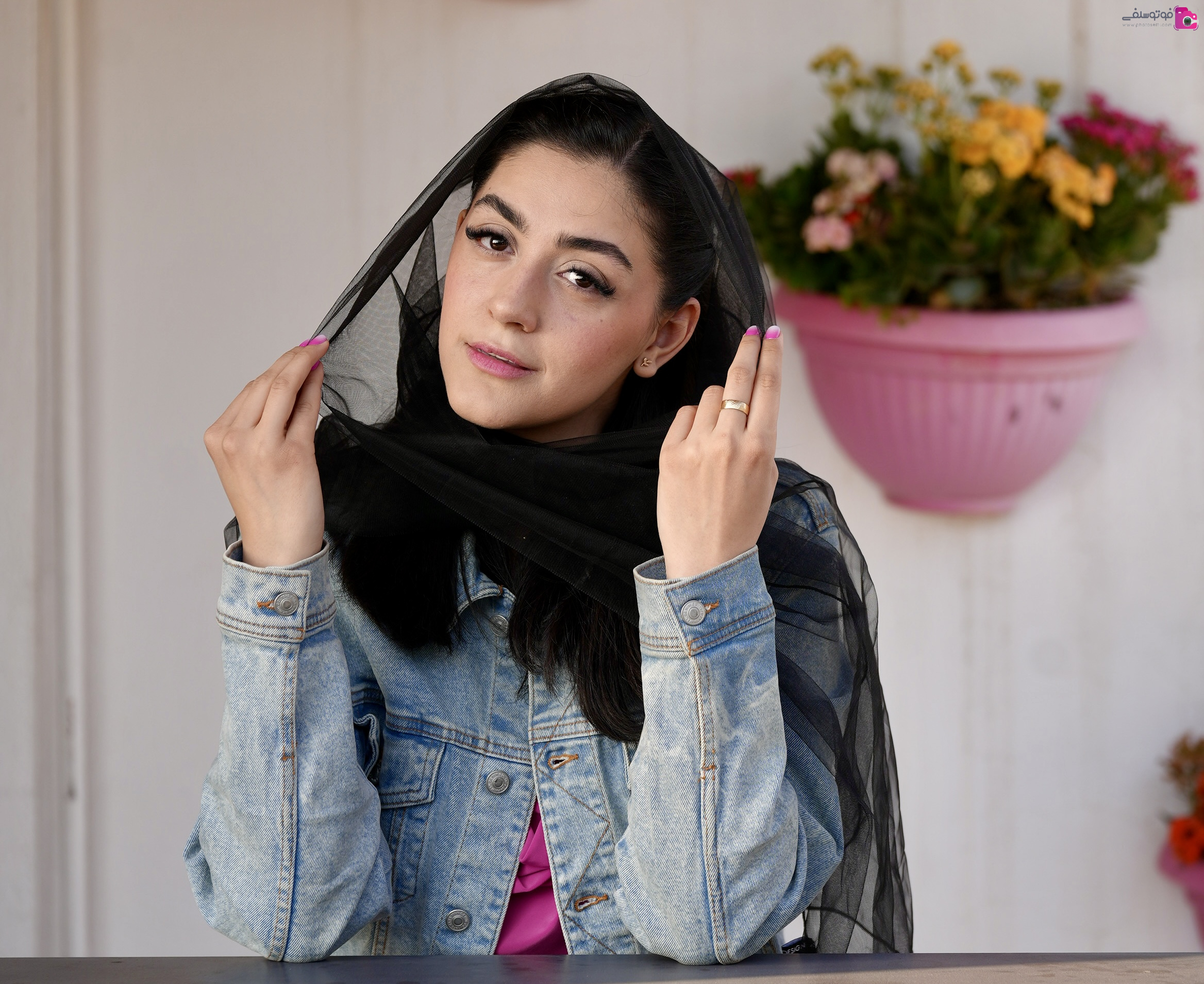 عکس های سارا مقدم سارا مقدم؛ بازیگر نقش نازگل در سریال اکسیر